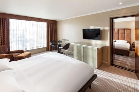 Radisson Blu Hotel & Conference Centre, London Heathrow Hotel in London Borough of Hounslow