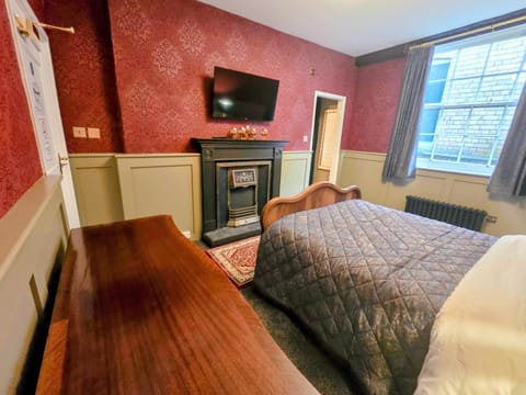 The New Inn by Roomsbooked Hotel in Gloucester