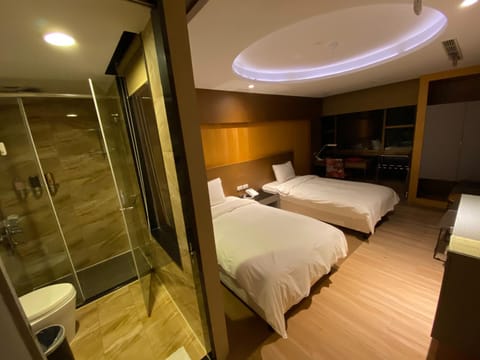 Jinsa Lakeside View Resort Hotel in Xiamen