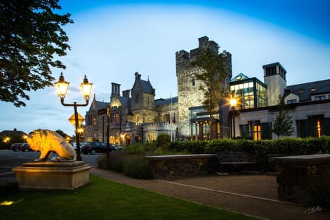 Clontarf Castle Hotel Hotel in Dublin