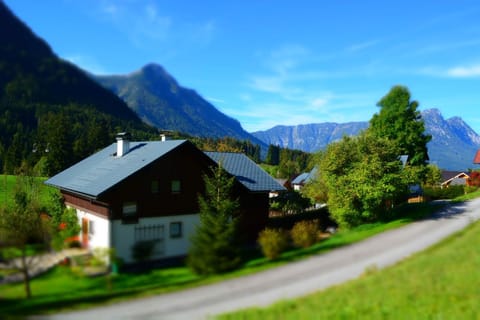 Facade/entrance, Garden view, Mountain view