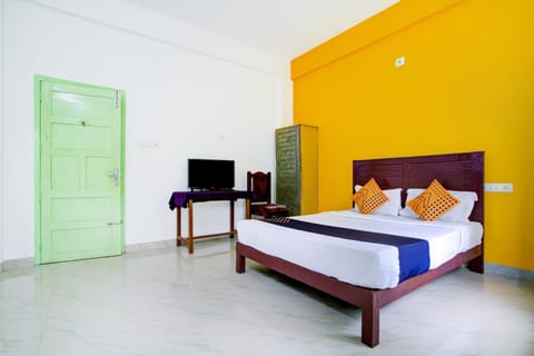OYO Hotel 76900 Dream Palace Hotel in Thiruvananthapuram