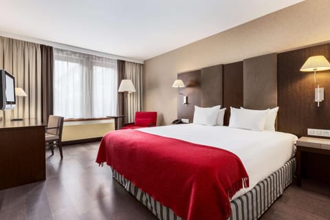 Photo of the whole room, Bedroom, On site