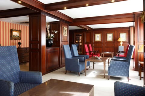 Lounge or bar, On site