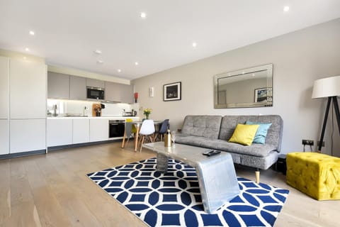 Esquire Apartments Ealing Apartment in London Borough of Ealing