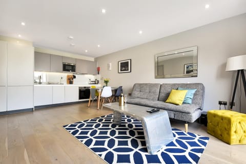 Esquire Apartments Ealing Condo in London Borough of Ealing