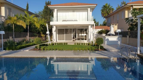 Property building, Garden, Other, Pool view