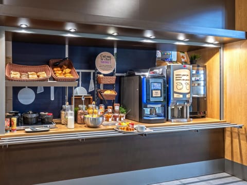 Breakfast, Breakfast