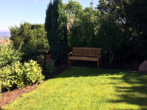 Garden, Balcony/Terrace