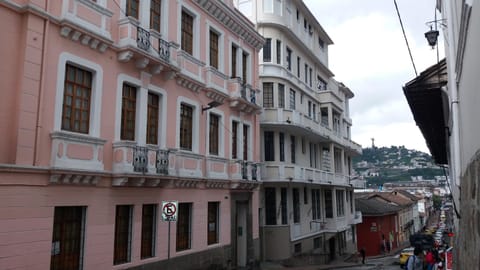 APARTAMENTO CENTRO HISTÓRICO DE QUITO Condo in Quito