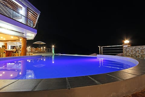 Night, Swimming pool