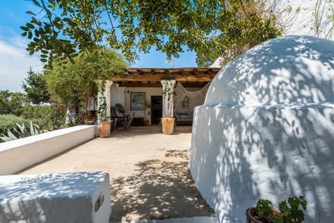 Patio, Facade/entrance, Garden view, Mountain view