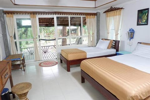 Bamboo Bungalows Resort in Ko Phayam