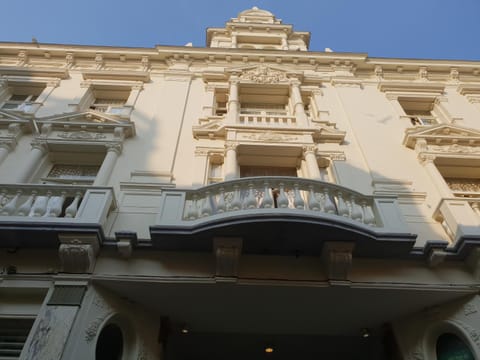 Property building, Facade/entrance