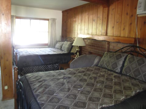Kern Riverfront Lodge Gasthof in Kernville