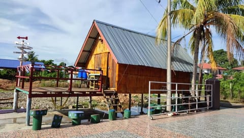 Taun Gusi Village Homestay Vacation rental in Sabah