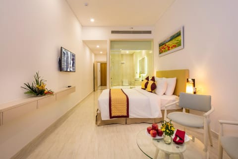 Diamond Bay Condotel Resort Nha Trang Apartahotel in Nha Trang