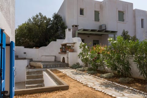 Villa Mariliza Apartment in Paros, Greece