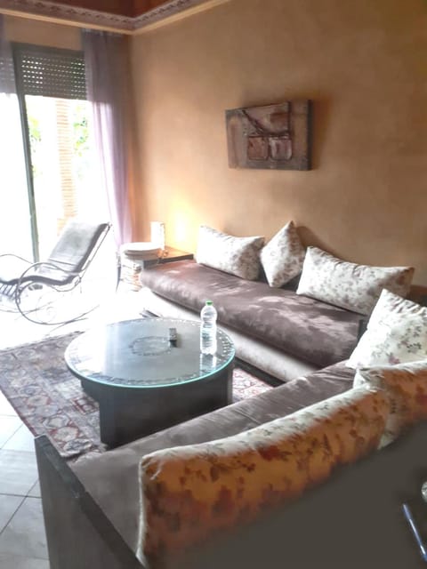 2 bedrooms apartement with shared pool and enclosed garden at Marrakech Appartement in Marrakesh