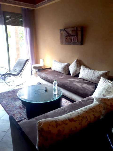 2 bedrooms apartement with shared pool and enclosed garden at Marrakech Condo in Marrakesh
