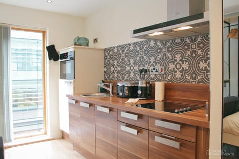 Homely Serviced Apartments - Blonk St Apartment in Sheffield