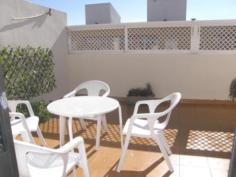 Ático con terraza en la Jota Apartamento in Zaragoza