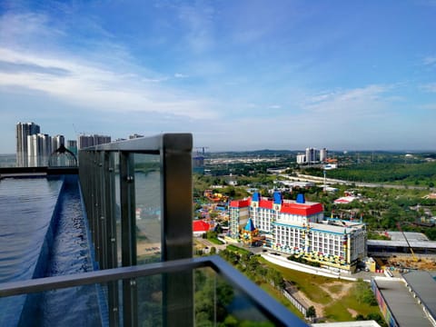 HostaHome Suites at Afiniti Residence 2-Mins to Legoland Eigentumswohnung in Singapore