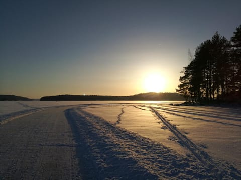 Winter, Fishing, Skiing, On site, Lake view, Sunset