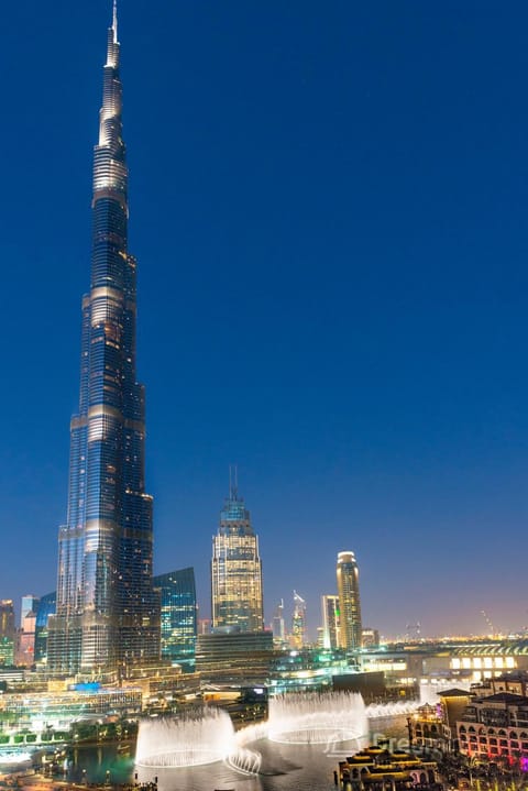 Dream Inn Apartments - Burj Residences Burj Khalifa View Condo in Dubai