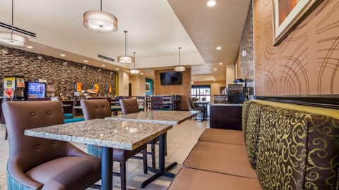 Best Western Plus/Executive Residency Elk City Hotel in Elk City