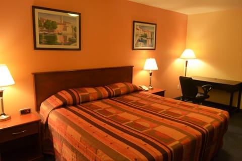 Aurora Park Inn & Suites Hotel in Dawson Creek