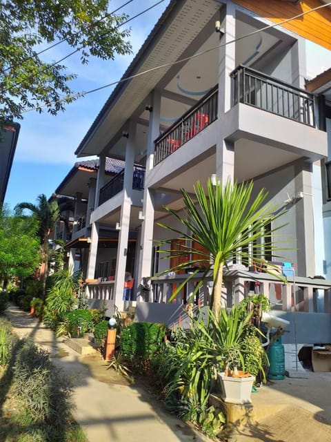 Tamarind Twin Resort Resort in Sala Dan