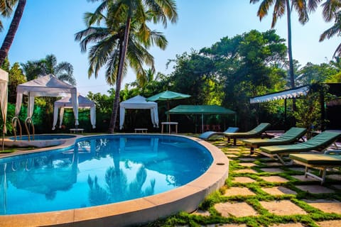 Property building, Other, Decorative detail, Pool view, Swimming pool