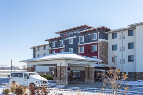 Candlewood Suites Fargo South-Medical Center, an IHG Hotel Hotel in Fargo