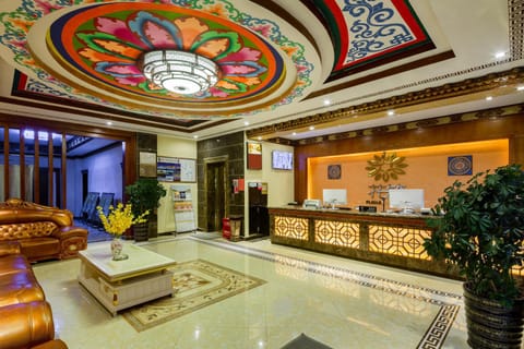 Floral Hotel · Shangri-la Blue Sky Hostal in Sichuan