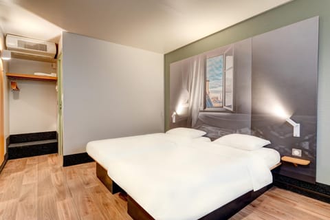 B&B HOTEL Louveciennes Hotel in Saint-Germain-en-Laye