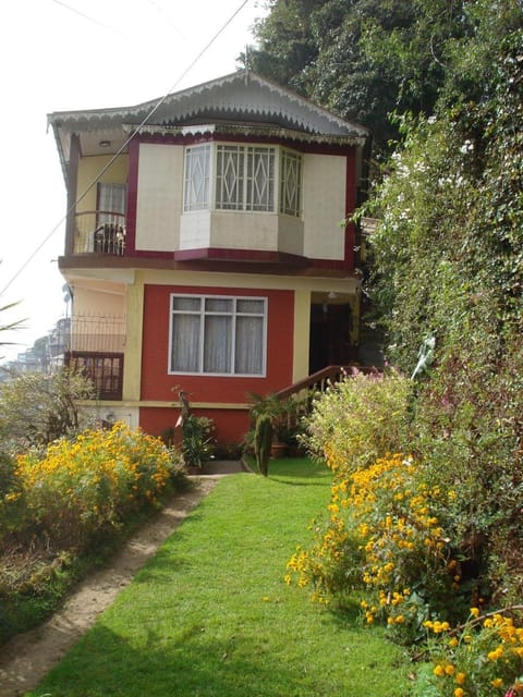 Facade/entrance, Garden view