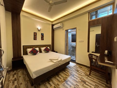 Max Guest House Bed and Breakfast in Agra