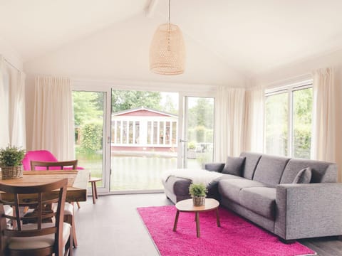 Holiday home Buitenplaats Holten I Chalet in Holten