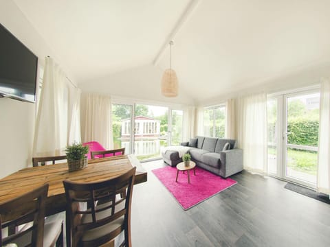 Holiday home Buitenplaats Holten I Chalet in Holten
