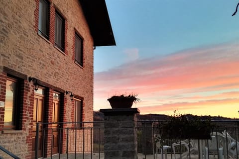 Facade/entrance, Mountain view, Sunset