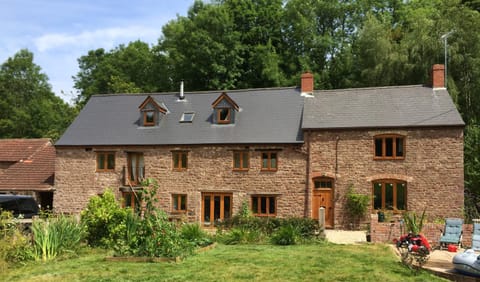 Woodmill Farm Apartment Bed and Breakfast in Forest of Dean