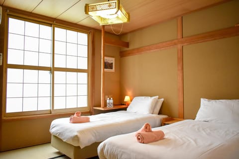 Asuka Lodge Alojamiento y desayuno in Hakuba