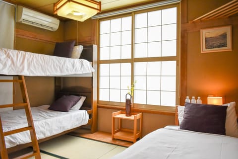 Asuka Lodge Bed and Breakfast in Hakuba
