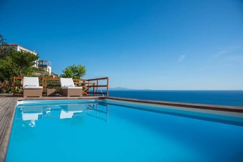 Day, Natural landscape, Autumn, On site, Sea view, Swimming pool