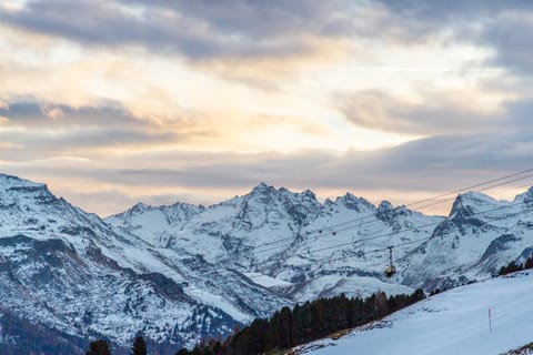 Natural landscape, Winter, Mountain view, Sunset