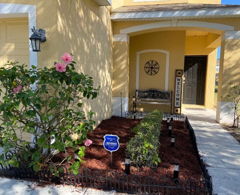 Florida Ridge Villa Chalet in Loughman