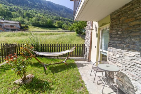 Patio, Garden, Garden view