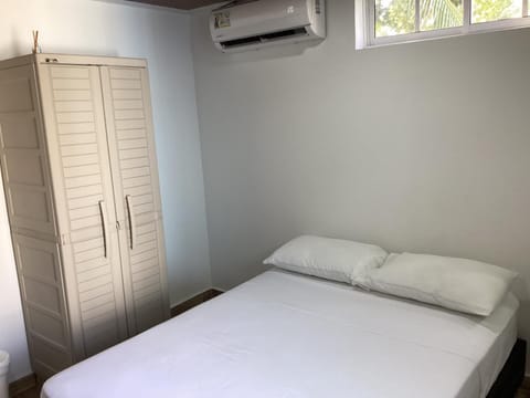 Bed, Bedroom, wardrobe, air conditioner