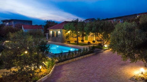 Pool view, Swimming pool, Sunset